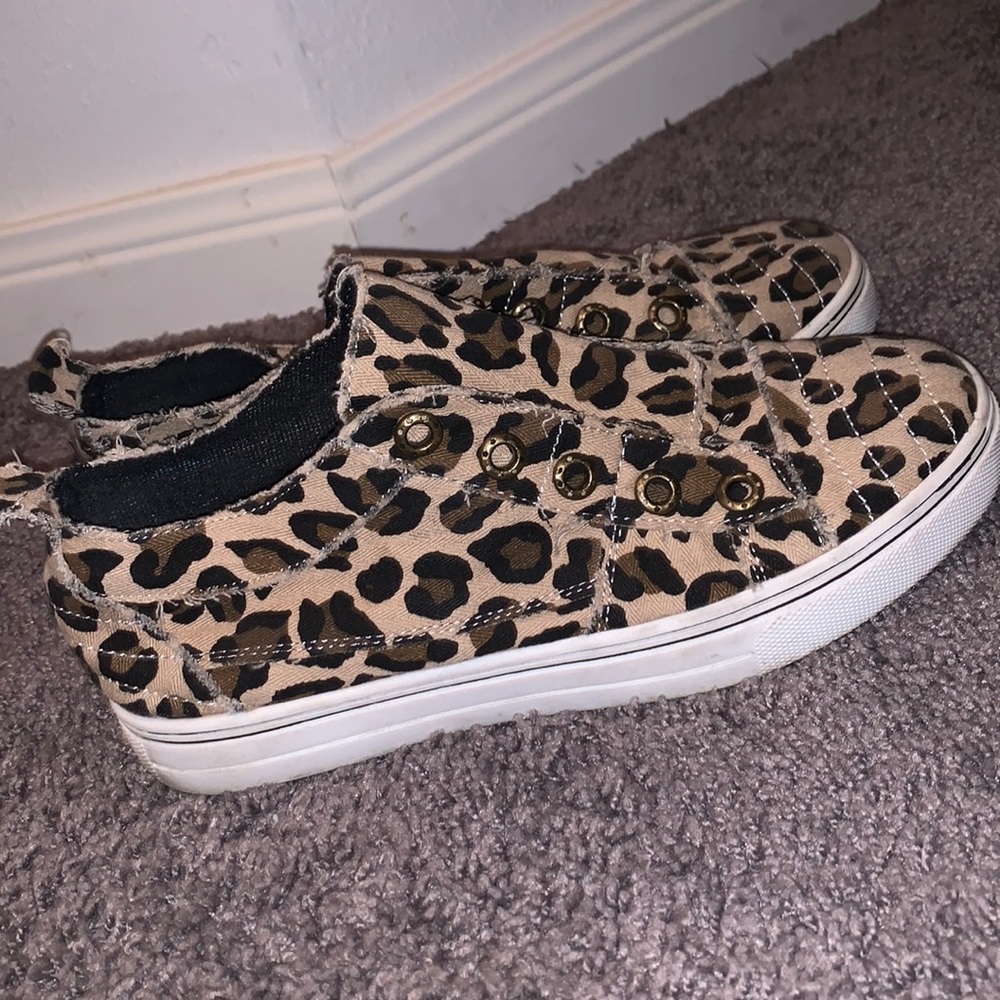 Cheetah print slip on sneakers
